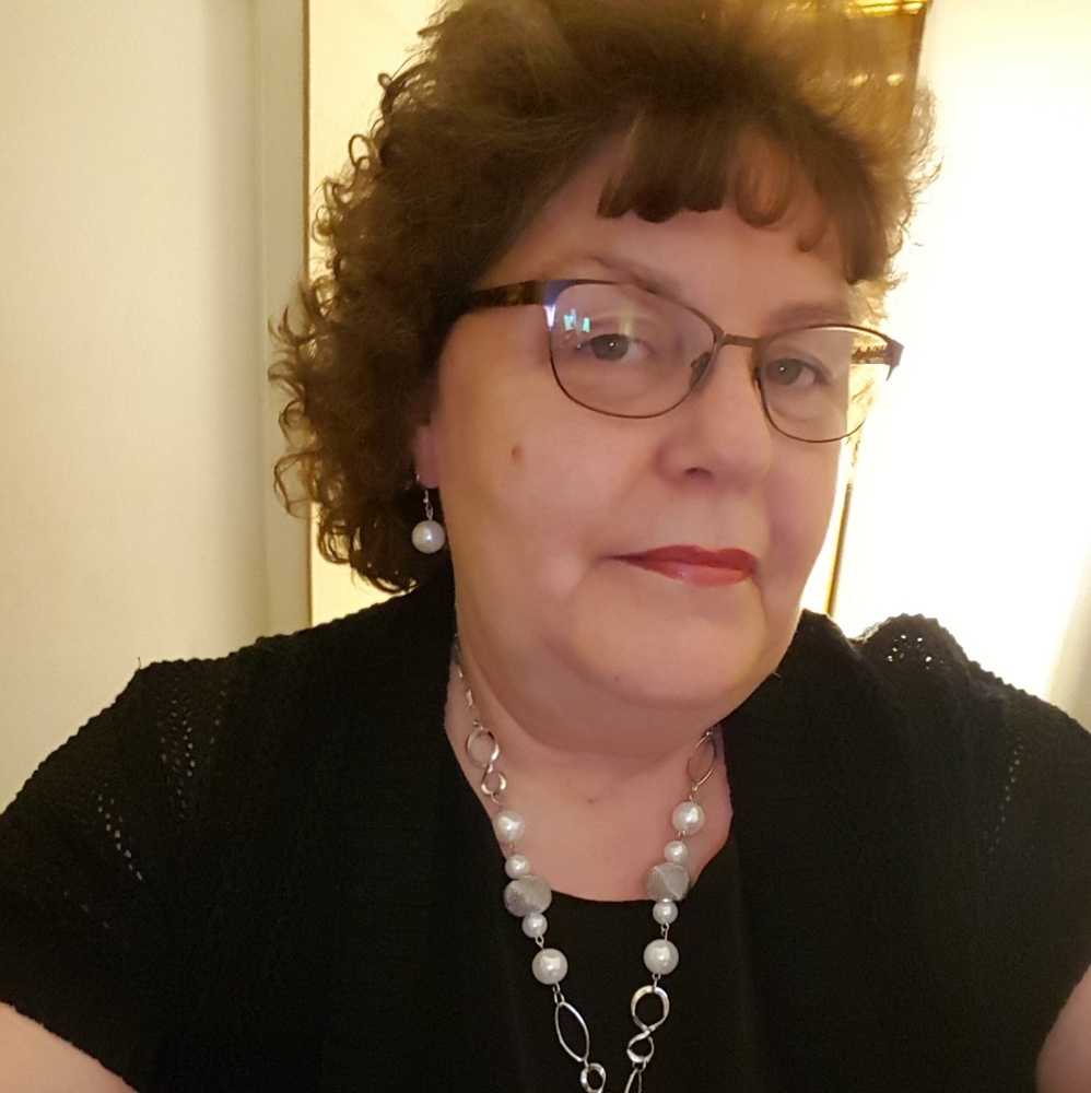 Meet your Posher, Brenda